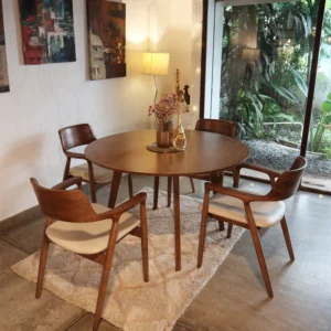 Classic Handmade Teak Wood 4 Seater Round Dining Table Set Elegant Solid Wood Dining for Kitchen and Dining Room
